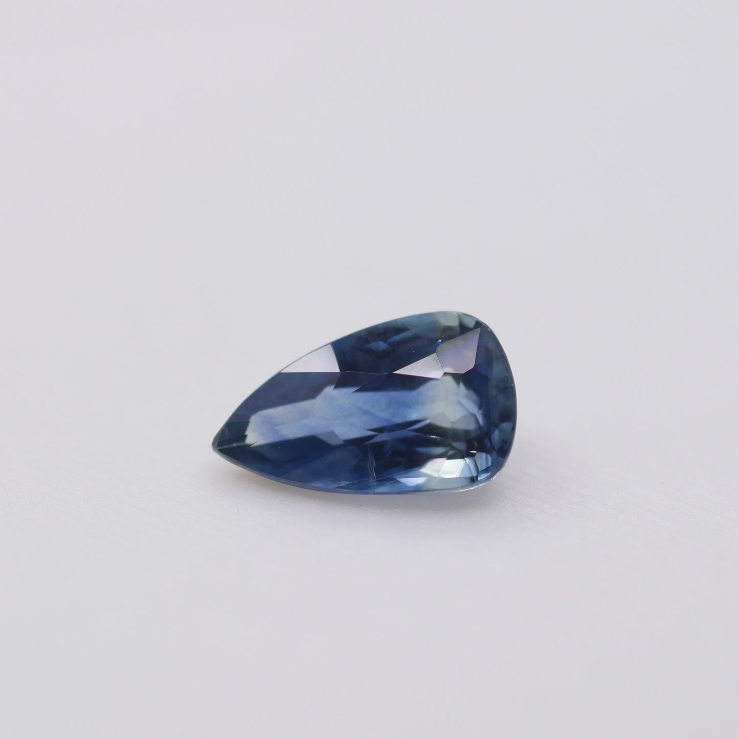 0.95ct Bicolor Sapphire